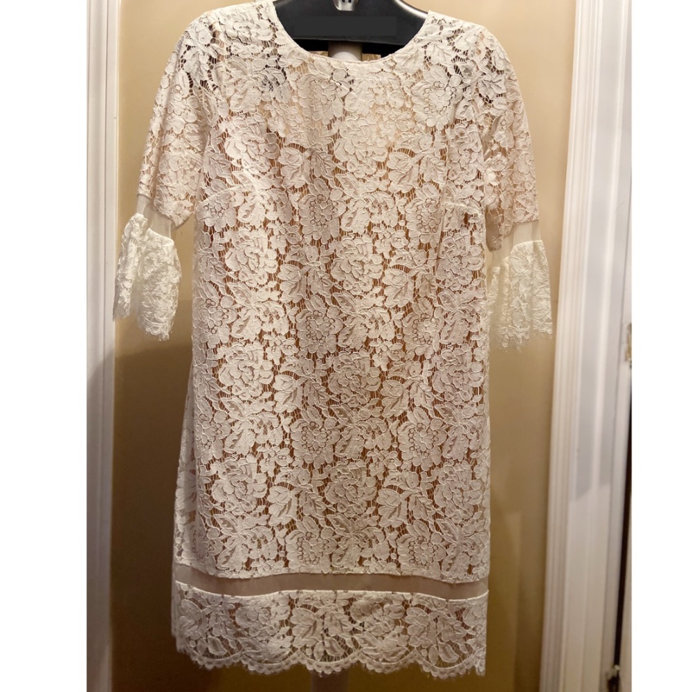 BCBGMaxAzaria White Lace Dress